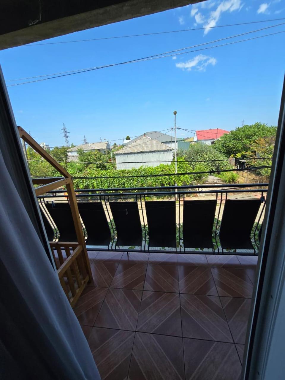 Mziuri Cozy Guesthouse Kobuleti Esterno foto